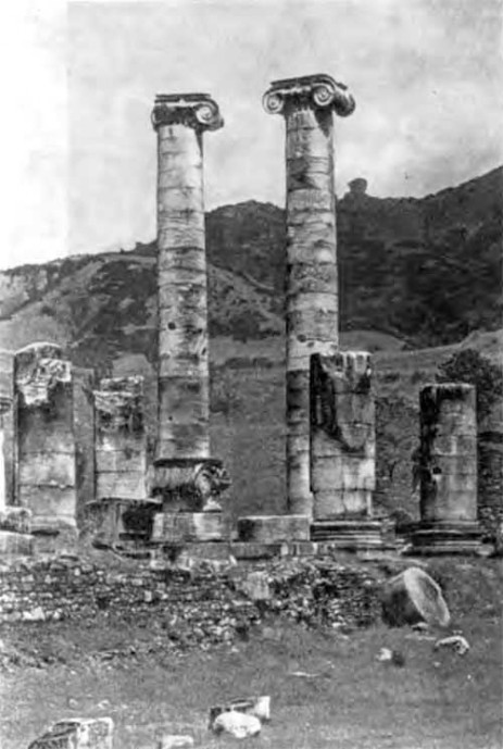 Сарды. Храм Артемиды. руины храма