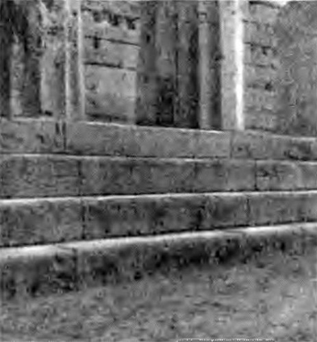 Сиракузы. Храм Аполлона, 1-я четверть VI в. до н. э. фрагмент