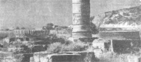 Остров Самос. Храм Геры, 560—550 гг. до н. э., архитекторы Ройк и Феодор из Самоса. Вид руин