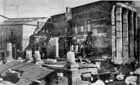 Рим. Форум Августа, 2 г. до н. э. храм Марса Ультора